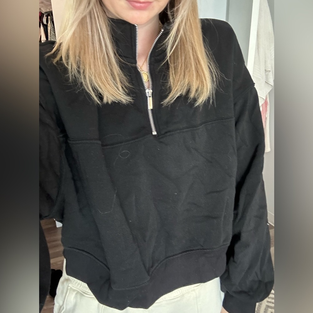 Cropped Sweatshirt